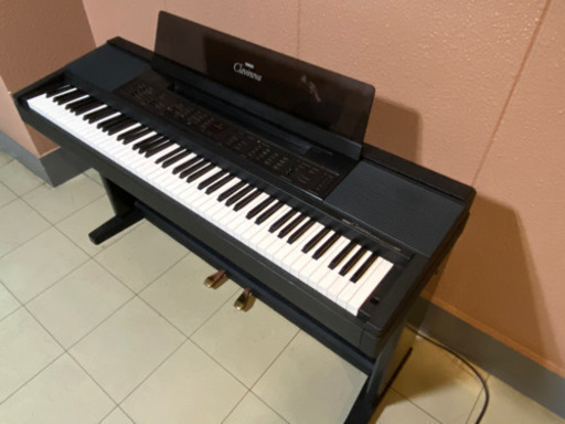 【購入者様決定！】【お買い得】【お届け無料有り】★電子ピアノ★YAMAHA CVP-8 【即日配送可】
