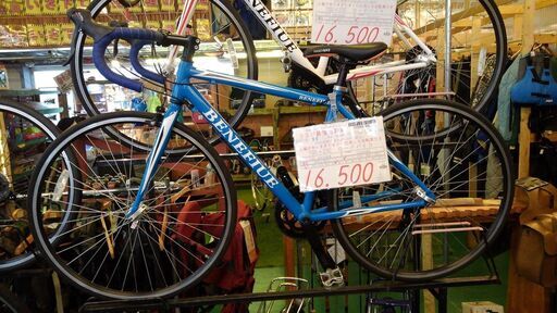 【店舗同時販売中】ロードバイク　コスパ最高　BENEFIUE【店頭ご来店購入限定】