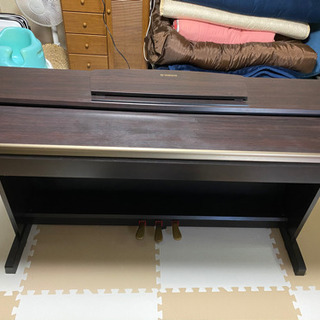 電子ピアノ アリウス YDP-151 椅子付き