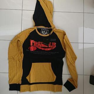 新品☆パーカー☆