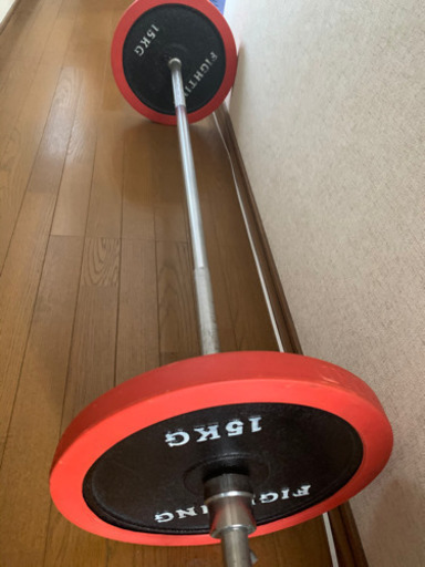 トレーニングようのベンチとバーベルです。