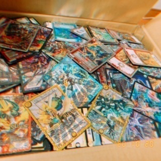 デュエルマスターズ 引退品 総重量100キロの画像