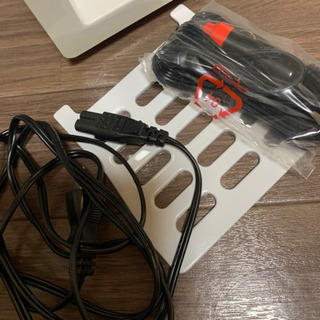 ジャンク品　　小型冷温庫の画像