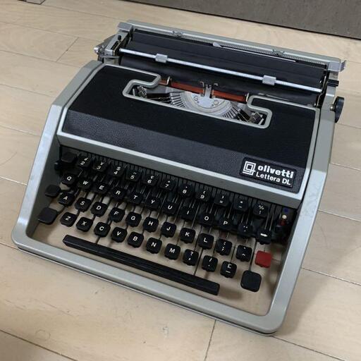 レトロタイプライター オリベッティ Olivetti Lettera DL
