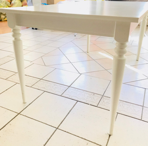 ①ヨーロピアン白家具 延長可能テーブル