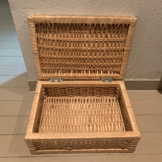 [無料] 編みかご4つ＋蓋つきかごの画像