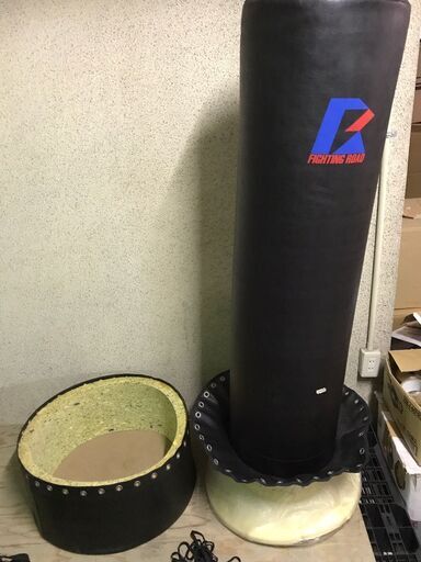 FIGHTING ROAD サンドバッグ ファイティングバッグ スタンディング 格闘技 エクササイズ