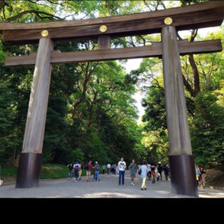 代々木公園を一緒に散歩しませんか？( 日中 1~2時間くらいのつもりです。) - 友達