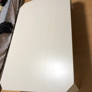 ニトリテーブル