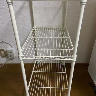 【現在引き渡し予定者がいる状態になりました】スチールラック　白　キャスター付き　縦34横54高さ81の画像