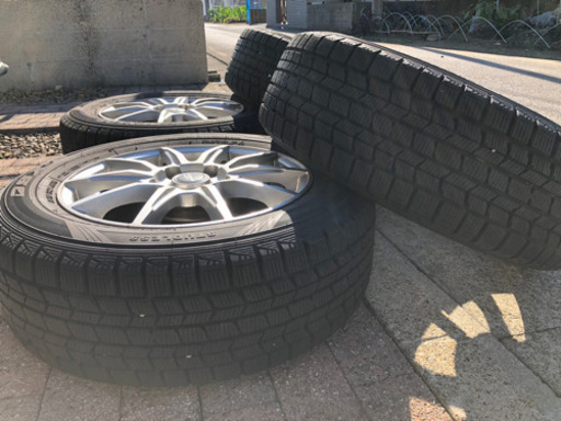 値下げ スタッドレスタイヤ 205/65R16 ホイール付 美品