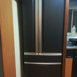 ☆再掲載☆　あげます　大型冷蔵庫TOSHIBA(556L)　取り...