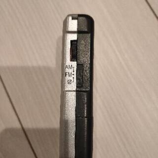 ELPA 携帯ラジオ AM FMの画像