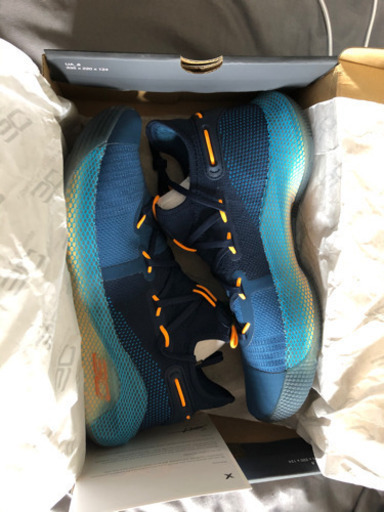 レア Curry 6 Underrated 29cm