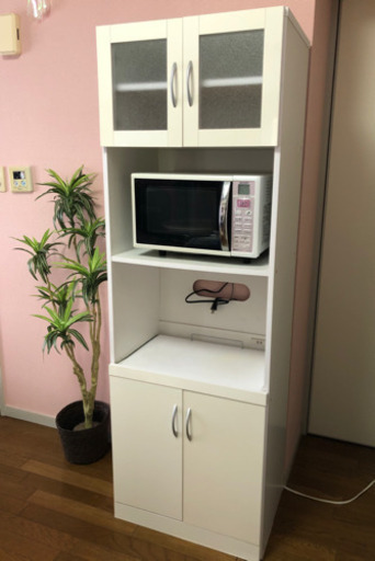 食器棚