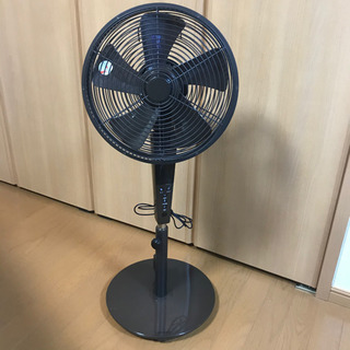 扇風機　お洒落家電　ブラウン