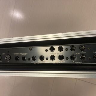 Rolandギタープリアンプ/プロセッサーGP-100　1Uラック・フットコントローラーFC-200付きの画像