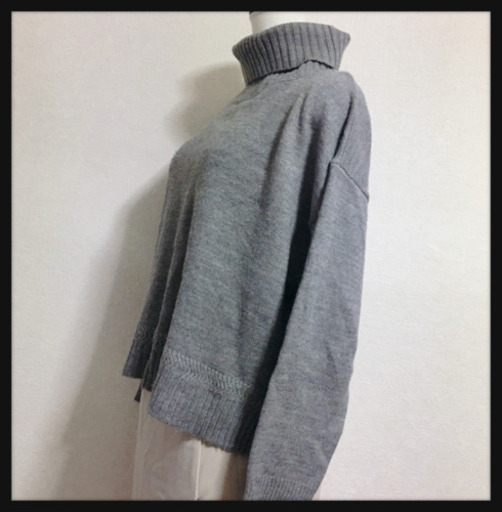 ご購入者様決定[GU]タートルネック ニット灰色 シンプル セーター LサイズOK
