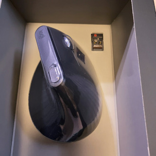 【ほぼ新品】Logicool MX VERTICAL 高機能エルゴノミック　マウスの画像