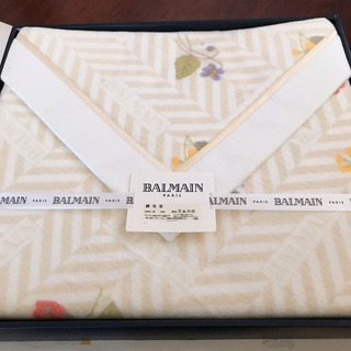 BALMAIN PARIS 綿毛布２点