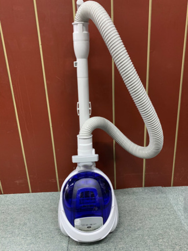 日立　紙パック式　掃除機　2017年製　お譲りします