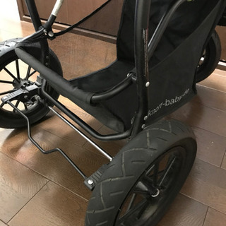 ヨーロッパ 三輪バギー　ベビーカーの画像