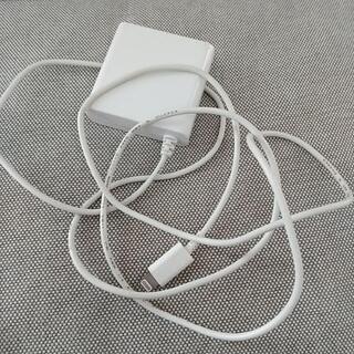 モバイルバッテリー iPhone充電器 取引中の画像