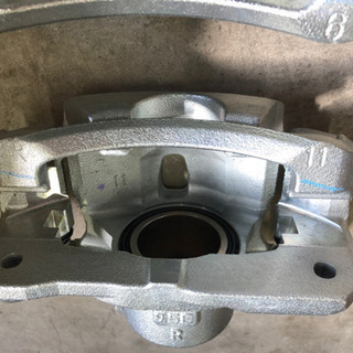 70系ヴォクシー　フロントブレーキキャリパーASSYの画像