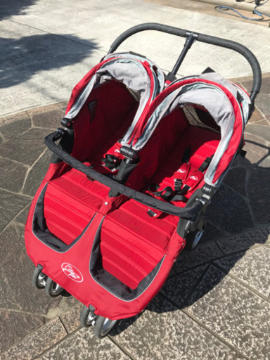 値下げ　双子用ベビーカー／バギー　シティミニダブル　ベビージョガー