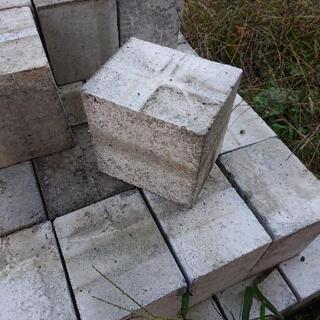 DIY ピンコロ 多数１コ 100円 早い者勝ちの画像