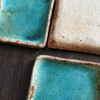 銘々皿　2種類の画像