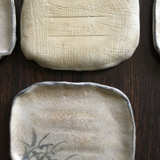 銘々皿　2種類の画像