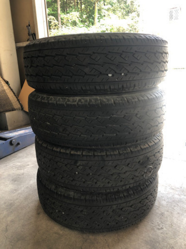 在庫処分セール　ブリジストン  DURAVIS R670 バリ山　4本セット