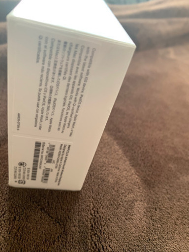新品未開封 Airpods pro 10/31正午には募集を締め切ります。