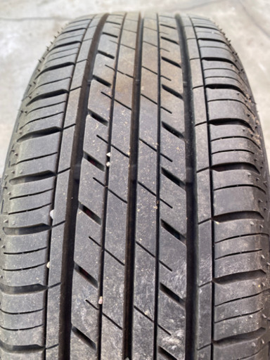 185/65R15 夏タイヤ　9分山　ホイルキャップ付き