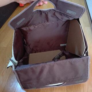 【週末値下げ】たまひよ おむつキャリーバッグの画像