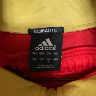 adidas ジャージ　セットアップ