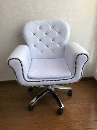 決まりました☆椅子☆チェア☆3000円☆ラグジュアリーチェア☆清水町☆中古