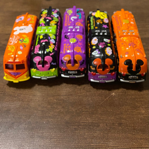 ディズニートミカ  ハロウィン  バス  セット