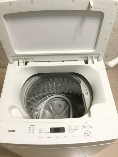 洗濯機　【使用　数回のみ】