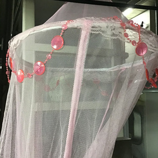 ピンク　蚊帳　子供ベッドの画像