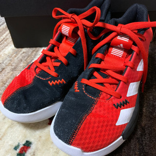 アディダス　バスケットシューズ  21cmの画像