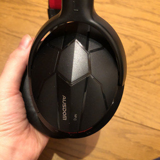 AUSDOM ヘッドホン