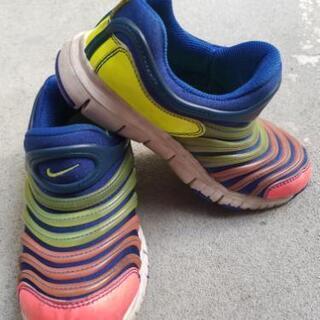 子供用☆靴NIKEダイナモの画像