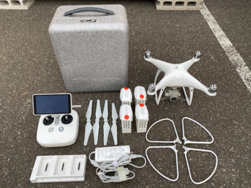 ドローン『機体新品』DJI Phantom4 proプラス