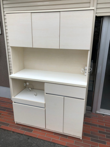 ■急募■美品　キッチンボード　ホワイト　食器棚　ボード