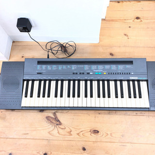 10-403  YAMAHA ピアノ　PSR-100  アダプター付き
