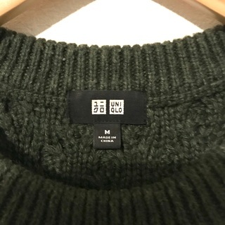 ユニクロ　ケーブルニット セーター(2点まとめて¥1,000)の画像