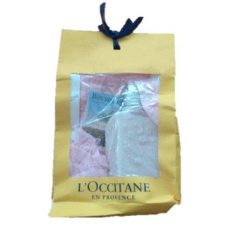 L'OCCITANE Fleurs de Cerisier Cherry Blossomの画像
