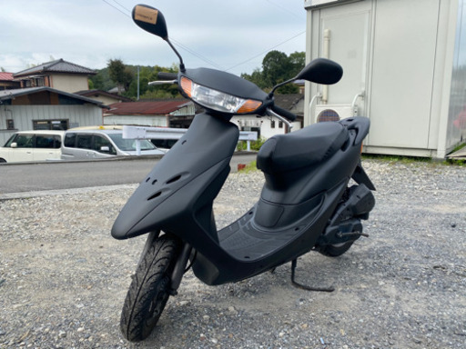 オートショップable 02102002LD ホンダ ライブディオZX仕様 マッドブラック 関東圏内 即日配送 激安配送料金3000円〜。 他にも多数出品中！！オートショップableで検索♩ 修理や買取も可能です！クレジット分割、代引き支払い可能！平均在庫日数3日 業者卸にも